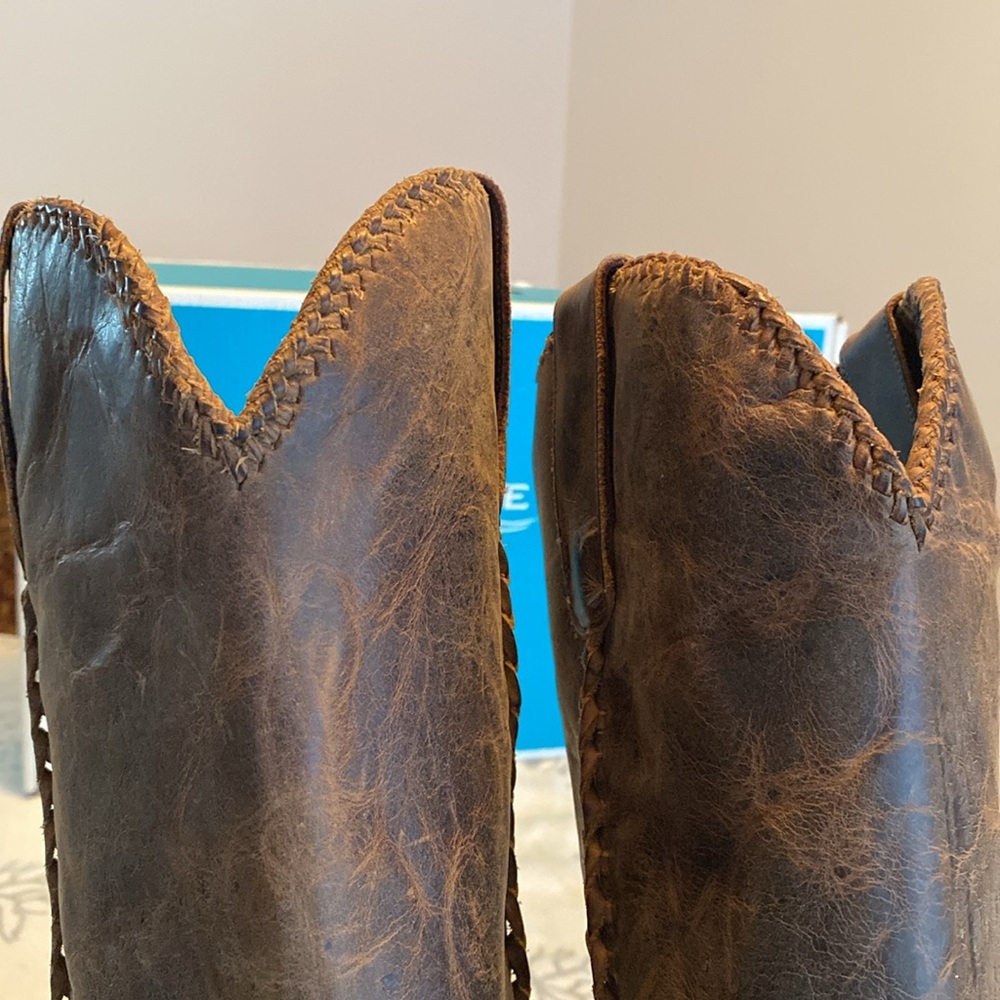 Women's Brown Leather Western Boots - Picture 10 of 15